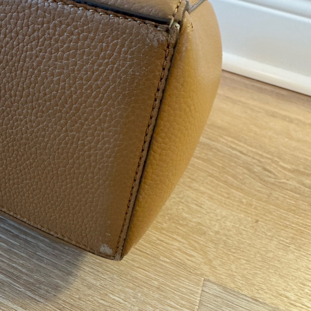 Tory Burch Leather Shoulder Bag/Tiramisu color - Picture 8 of 16